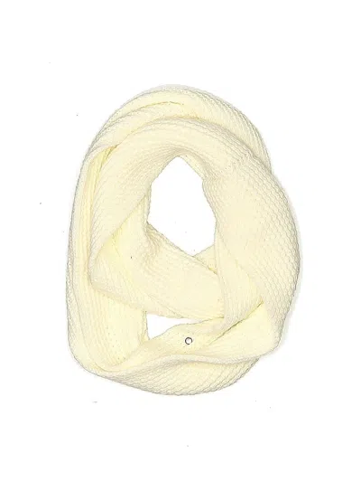 Pre-owned Bcbgeneration Scarf In White