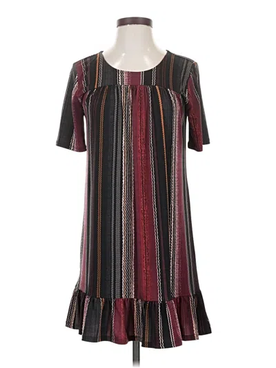 Pre-owned Bcbgeneration Short Sleeve Top Burgundy Stripes Pattern Crew Neck Tops