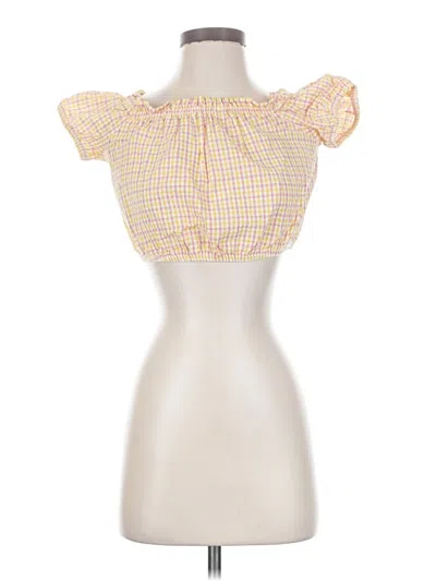 Pre-owned Bcbgeneration Sleeveless Blouse In Yellow