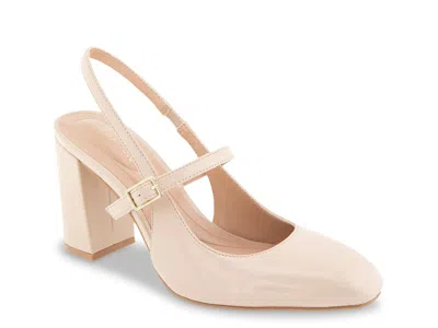 Bcbgeneration Women's Jaxxon Pump In Neutral