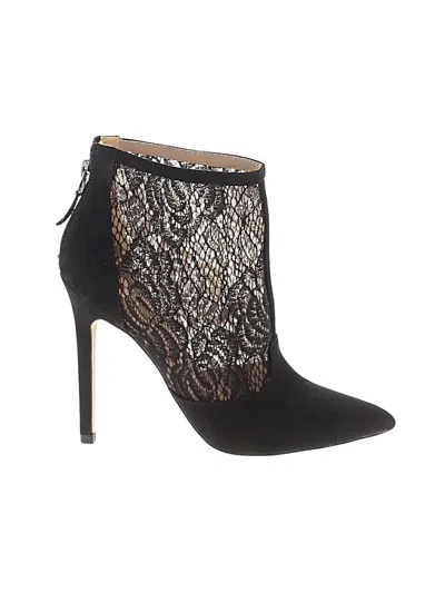 Pre-owned Bcbgmaxazria Ankle Boots In Black