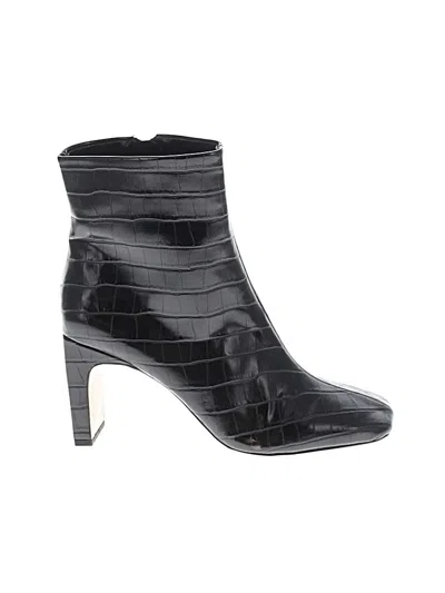 Pre-owned Bcbgmaxazria Ankle Boots In Black