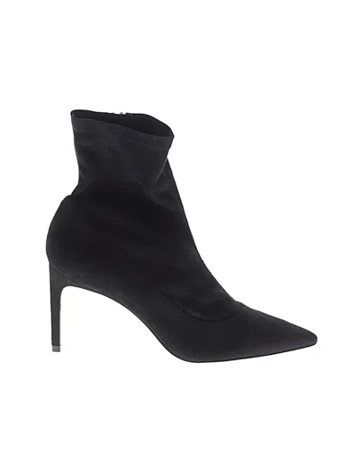Pre-owned Bcbgmaxazria Ankle Boots In Black