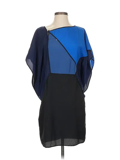 Pre-owned Bcbgmaxazria Casual Dress In Blue