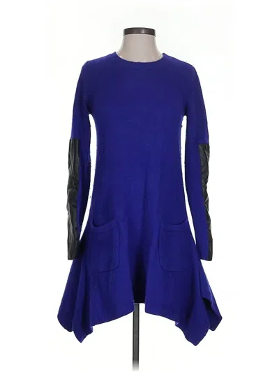 Pre-owned Bcbgmaxazria Casual Dress In Blue