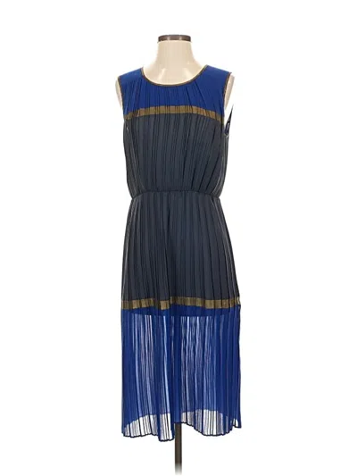 Pre-owned Bcbgmaxazria Casual Dress In Blue