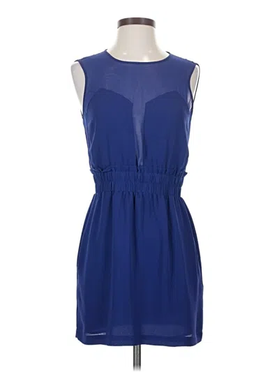Pre-owned Bcbgmaxazria Casual Dress In Blue