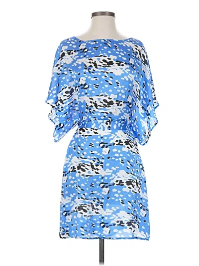 Pre-owned Bcbgmaxazria Casual Dress In Blue