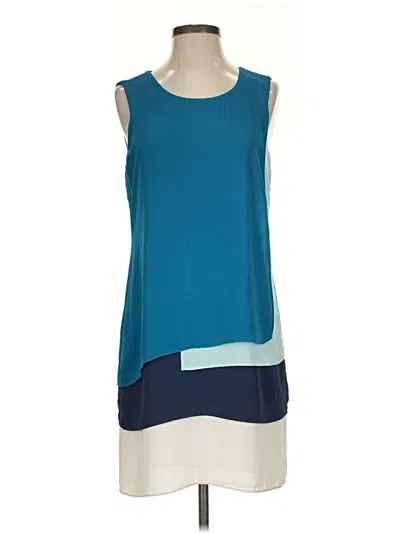 Pre-owned Bcbgmaxazria Casual Dress In Blue