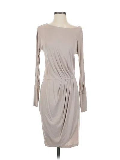 Pre-owned Bcbgmaxazria Casual Dress In White