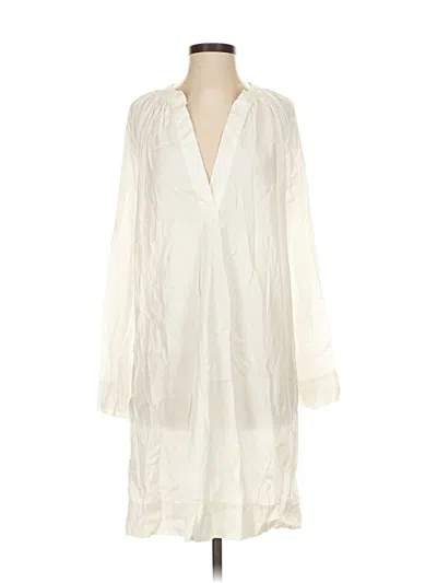 Pre-owned Bcbgmaxazria Casual Dress In White