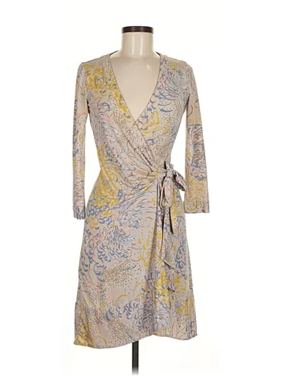 Pre-owned Bcbgmaxazria Casual Dress In White