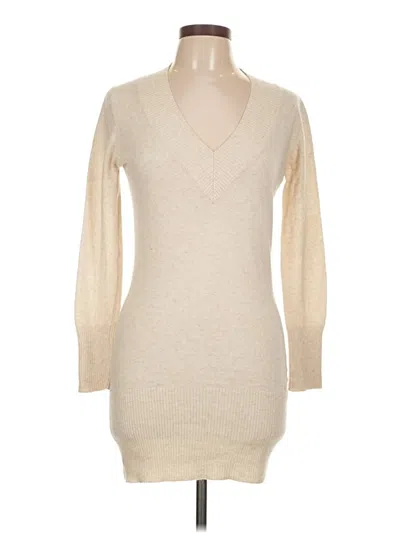 Pre-owned Bcbgmaxazria Casual Dress In White