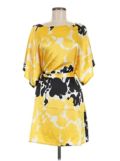 Pre-owned Bcbgmaxazria Casual Dress In Yellow