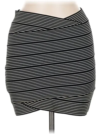 Pre-owned Bcbgmaxazria Casual Skirt In Black