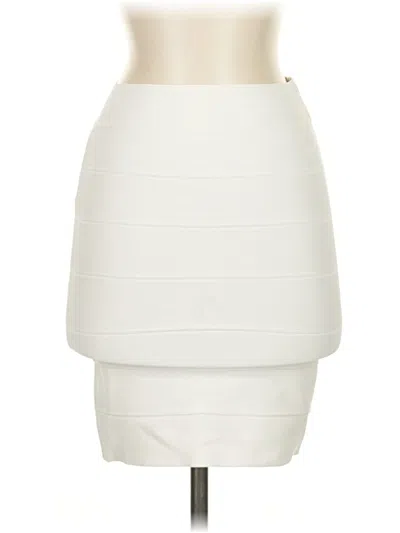 Pre-owned Bcbgmaxazria Casual Skirt In White