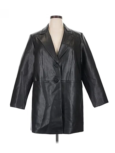 Pre-owned Bcbgmaxazria Coat In Black