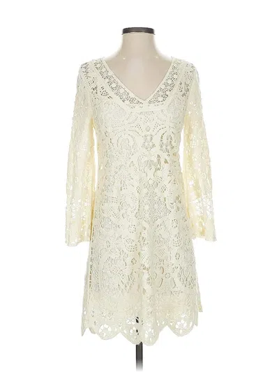 Pre-owned Bcbgmaxazria Cocktail Dress In White