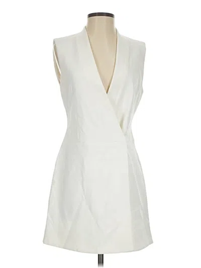 Pre-owned Bcbgmaxazria Cocktail Dress In White