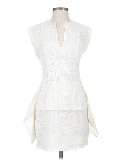 Pre-owned Bcbgmaxazria Cocktail Dress In White