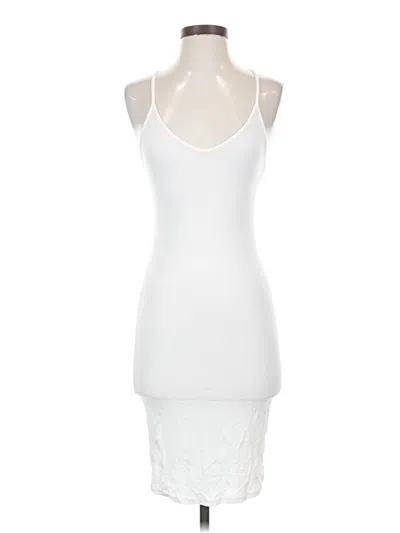 Pre-owned Bcbgmaxazria Cocktail Dress In White
