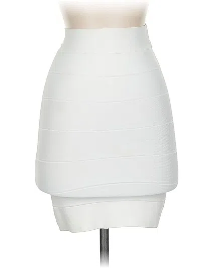 Pre-owned Bcbgmaxazria Formal Skirt In White