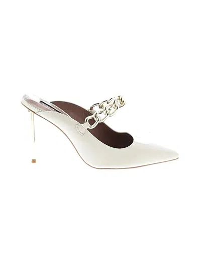 Pre-owned Bcbgmaxazria Heels In Ivory
