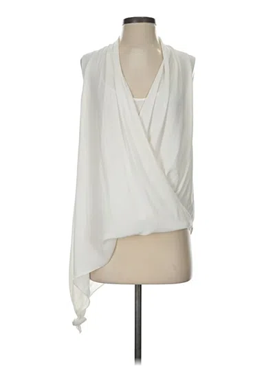 Pre-owned Bcbgmaxazria Kimono In Ivory