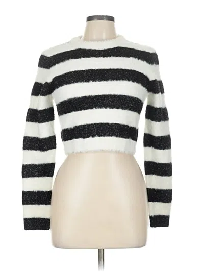 Pre-owned Bcbgmaxazria Pullover Sweater In White