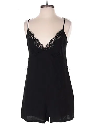 Pre-owned Bcbgmaxazria Romper In Black
