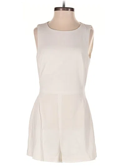 Pre-owned Bcbgmaxazria Romper In Ivory
