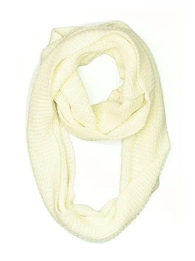 Pre-owned Bcbgmaxazria Scarf In Ivory