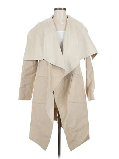 Pre-owned Bcbgmaxazria Wool Coat In White