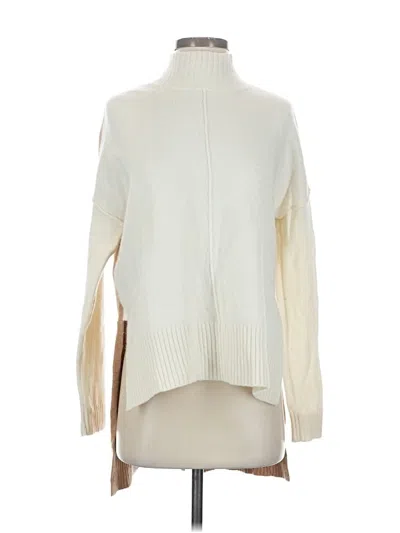 Pre-owned Bcbgmaxazria Wool Pullover Sweater In White