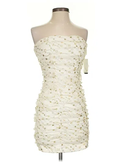 Pre-owned Bcx Cocktail Dress In Ivory