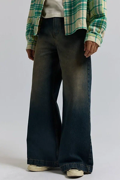 Bdg Cone Relaxed Fit Jean In Vintage Denim Medium, Men's At Urban Outfitters