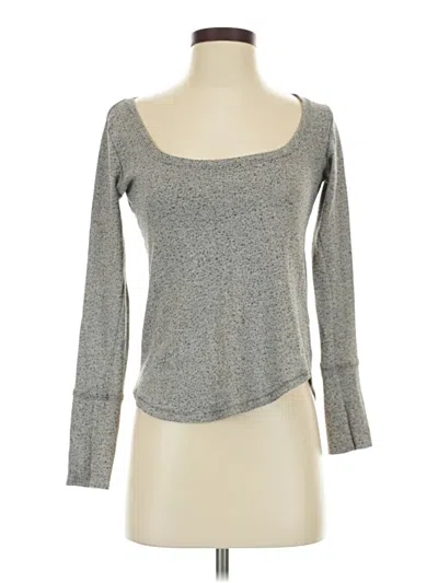 Pre-owned Bdg Long Sleeve Top Gray Scoop Neck Tops