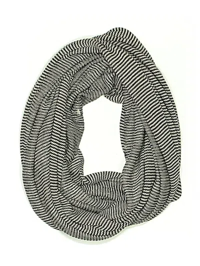 Pre-owned Bdg Scarf In Gray