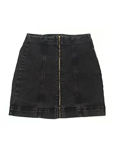Pre-owned Bdg Shorts In Black