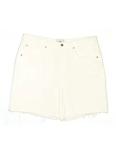 Pre-owned Bdg Shorts In Ivory