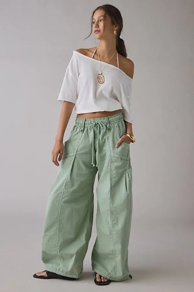Bdg Sunridge Mid-rise Cargo Balloon Pant In Olive, Women's At Urban Outfitters In Green