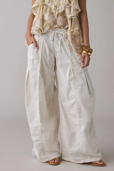 Bdg Sunridge Mid-rise Cargo Balloon Pant In White, Women's At Urban Outfitters