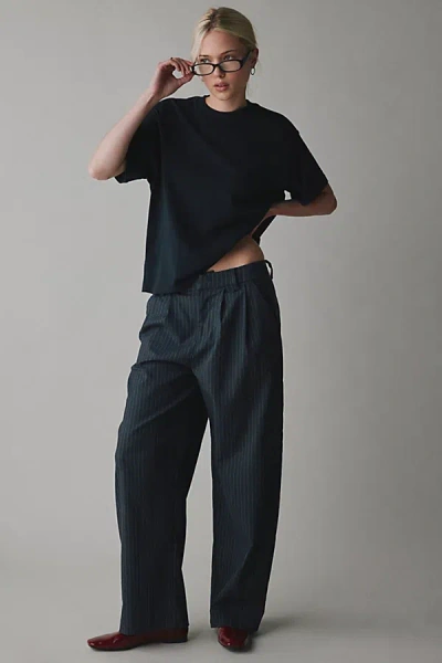 Bdg Universal Boxy Tee In Black