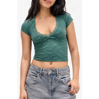 Bdg Urban Outfitters Bella Lace Trim Crop T-shirt In Green