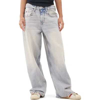 Bdg Urban Outfitters Jaya Low Rise Wide Leg Jeans In Blue