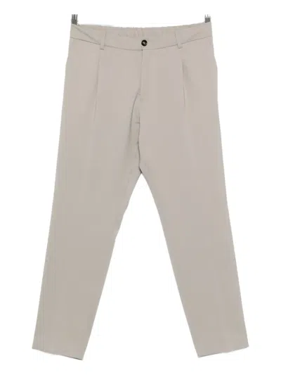 Be Able Pleated Trousers In Neutral