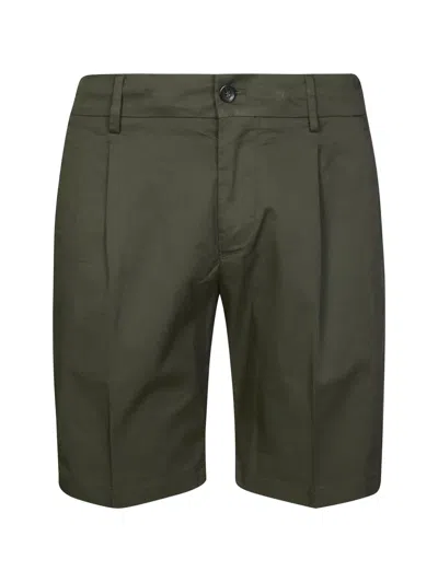 Be Able Pleated-detail Bermuda Shorts In Green