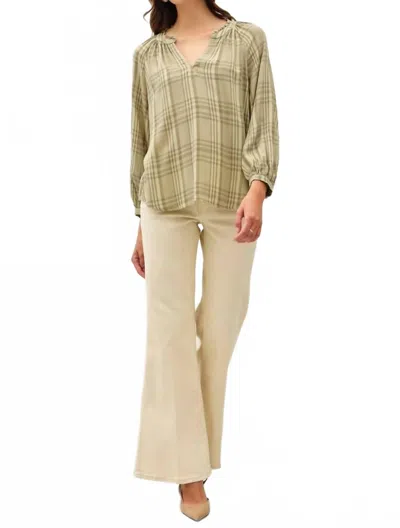 Be Cool Braddock Top In Green