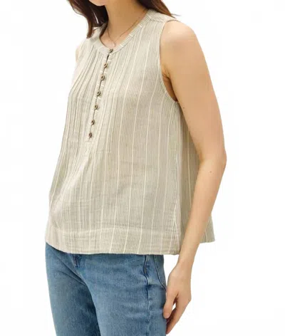 Be Cool Hudlow Top In Green