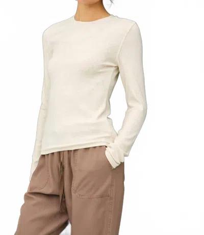 Be Cool Raina Longsleeve Crewneck Top In Oatmeal In White